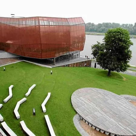 Vibey & Spacious Riverside With Fast Wifi * Warsaw
